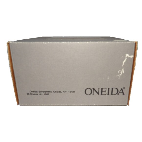 Oneida Paul Revere USA 1987 In Box Footed 6" Reproduction Crest Silver Plate VTG - Picture 7 of 11